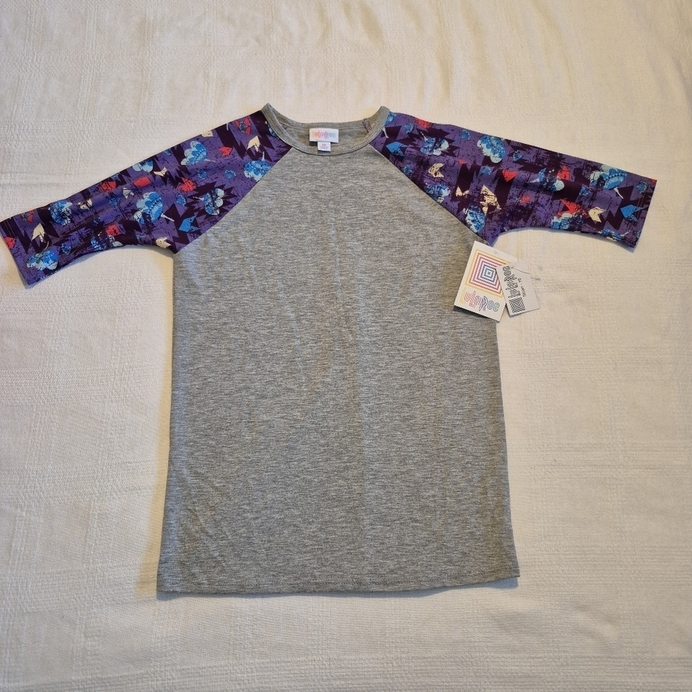 LuLaRoe girls size 10 Sloan shirt flower sleeve design, New